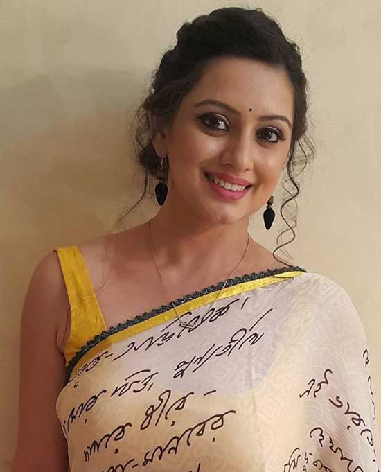 श्रुती मराठे|Shruti Marathe Biography