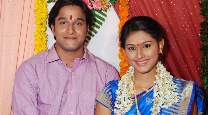 Reshma Shinde With Her Husband 