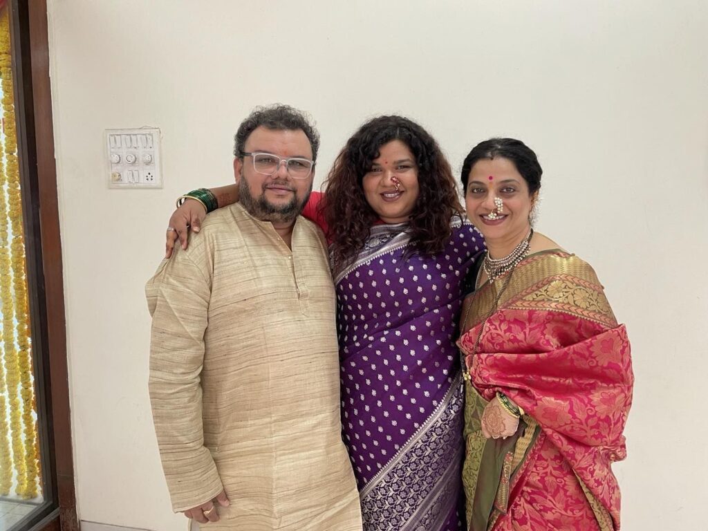 Atul Parchure With His Wife and Daughter 