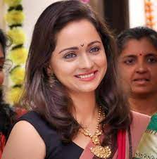 Shweta Mehendale Biography Marathi