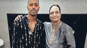 Hardik Pandya With His Father 