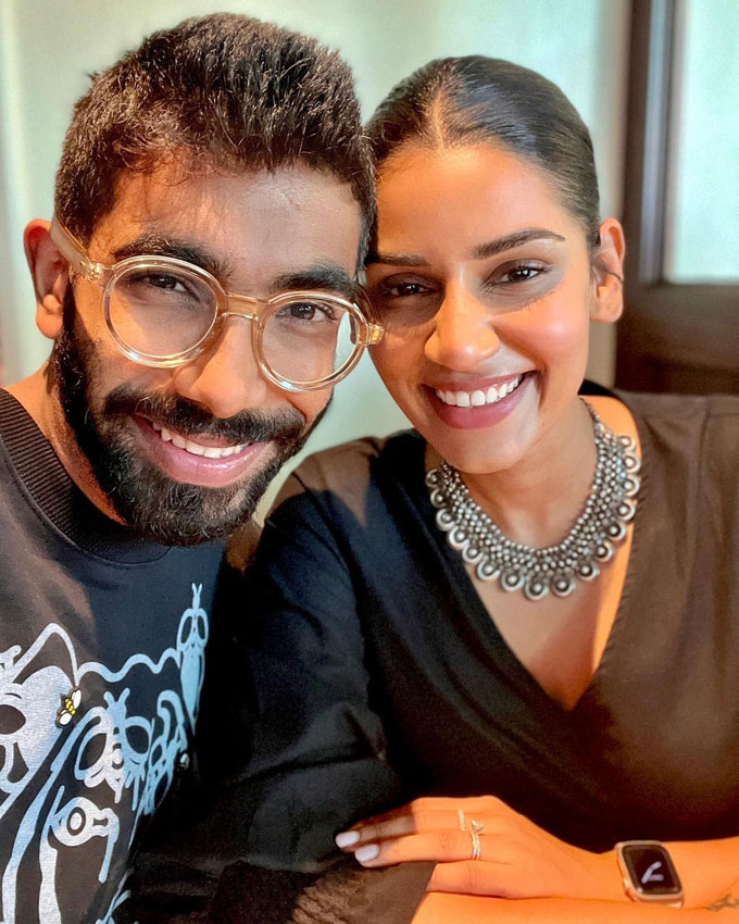 Jasprit Bumrah With His Wife