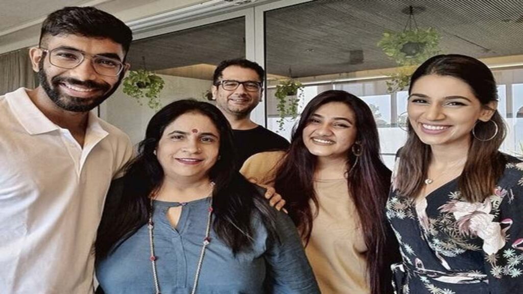 Jasprit Bumrah With His Wife Family 