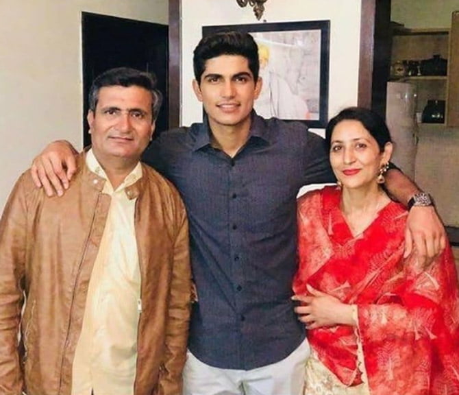 Shubhman Gill with His Mother and Father 