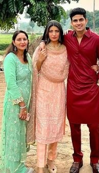 Shubhman Gill with His Sister Shahnil Gill and Mother 